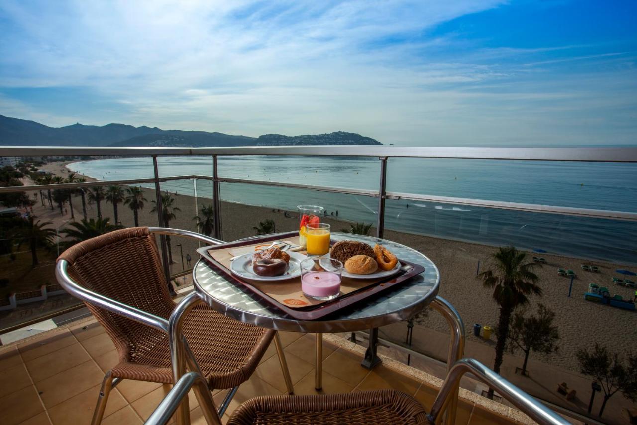 Hotel Monterrey Roses By Pierre & Vacances Bagian luar foto