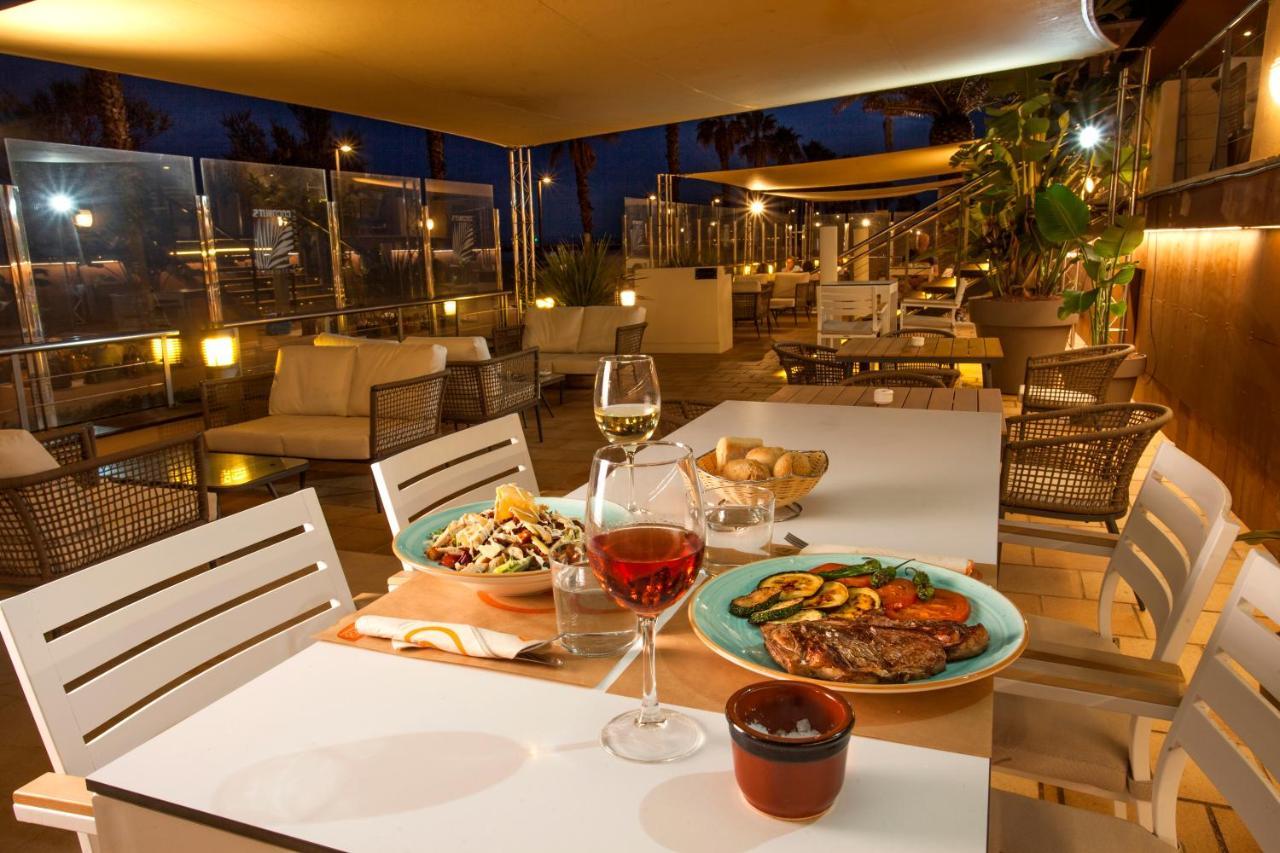 Hotel Monterrey Roses By Pierre & Vacances Bagian luar foto