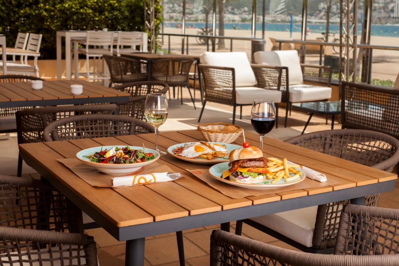 Hotel Monterrey Roses By Pierre & Vacances Bagian luar foto